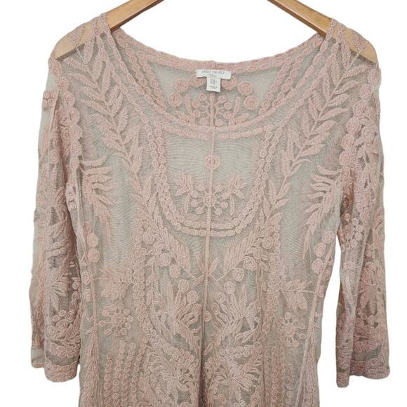 St. Tropez West Embroidered Mesh Sheer top Medium - Picture 5 of 7